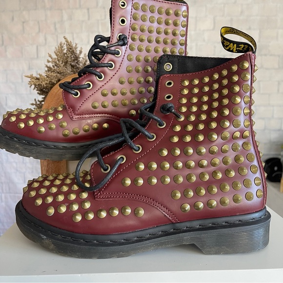 Dr. Martens Shoes - Grail, RARE Dr.Marten Spike